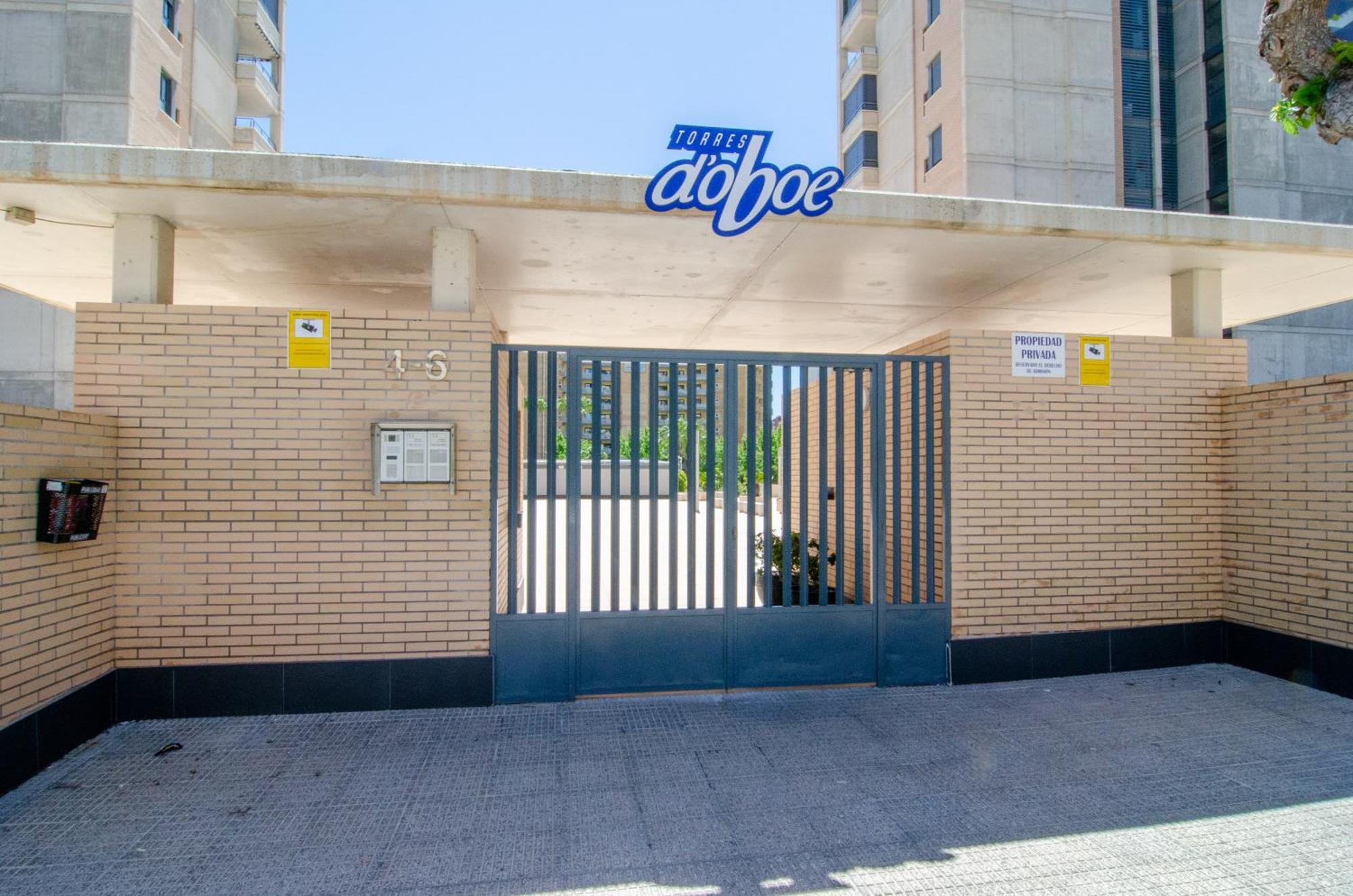 Torre D'Oboe Apartments Бенидорм Екстериор снимка