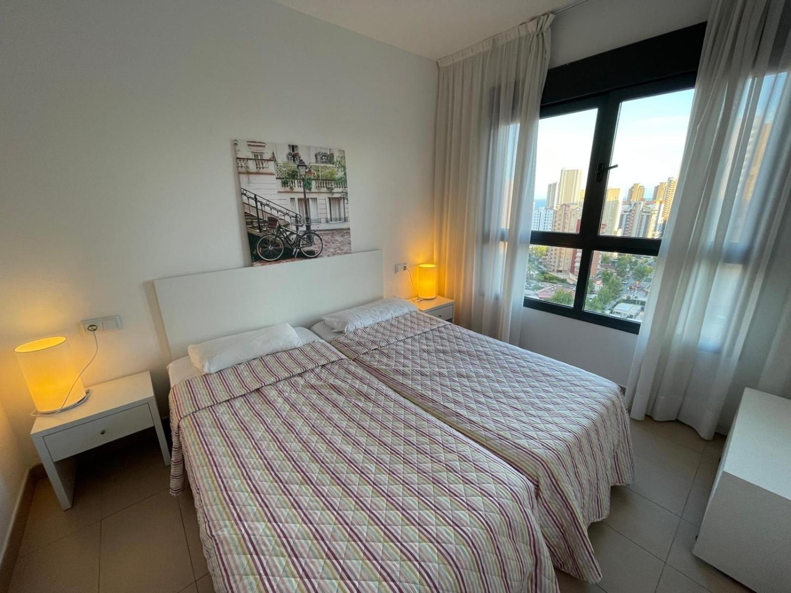 Torre D'Oboe Apartments Бенидорм Екстериор снимка